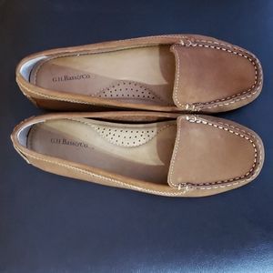 GH Bass & Co leather loafers